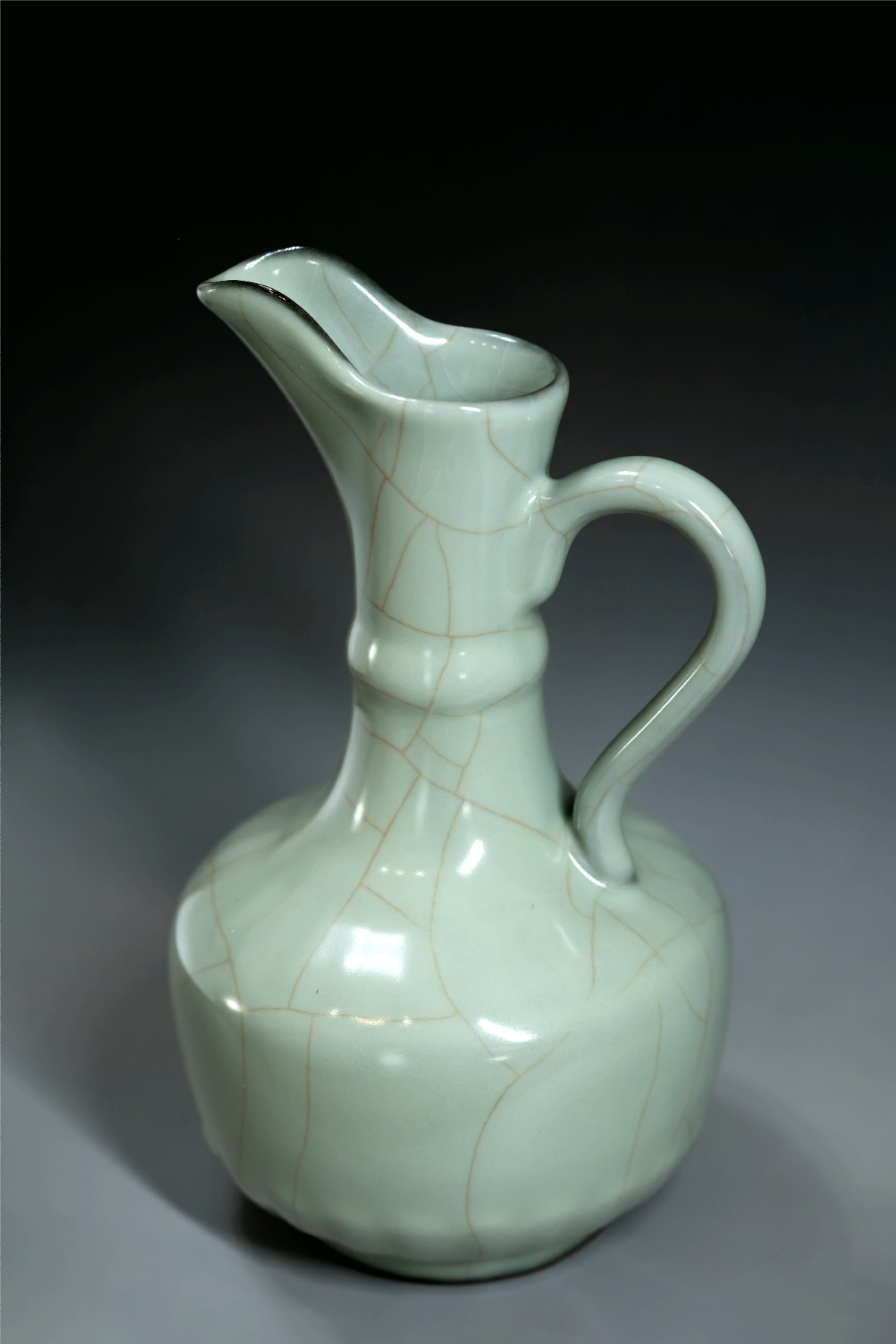 Kaifeng Guan Porcelain - Ewer (from Henan)