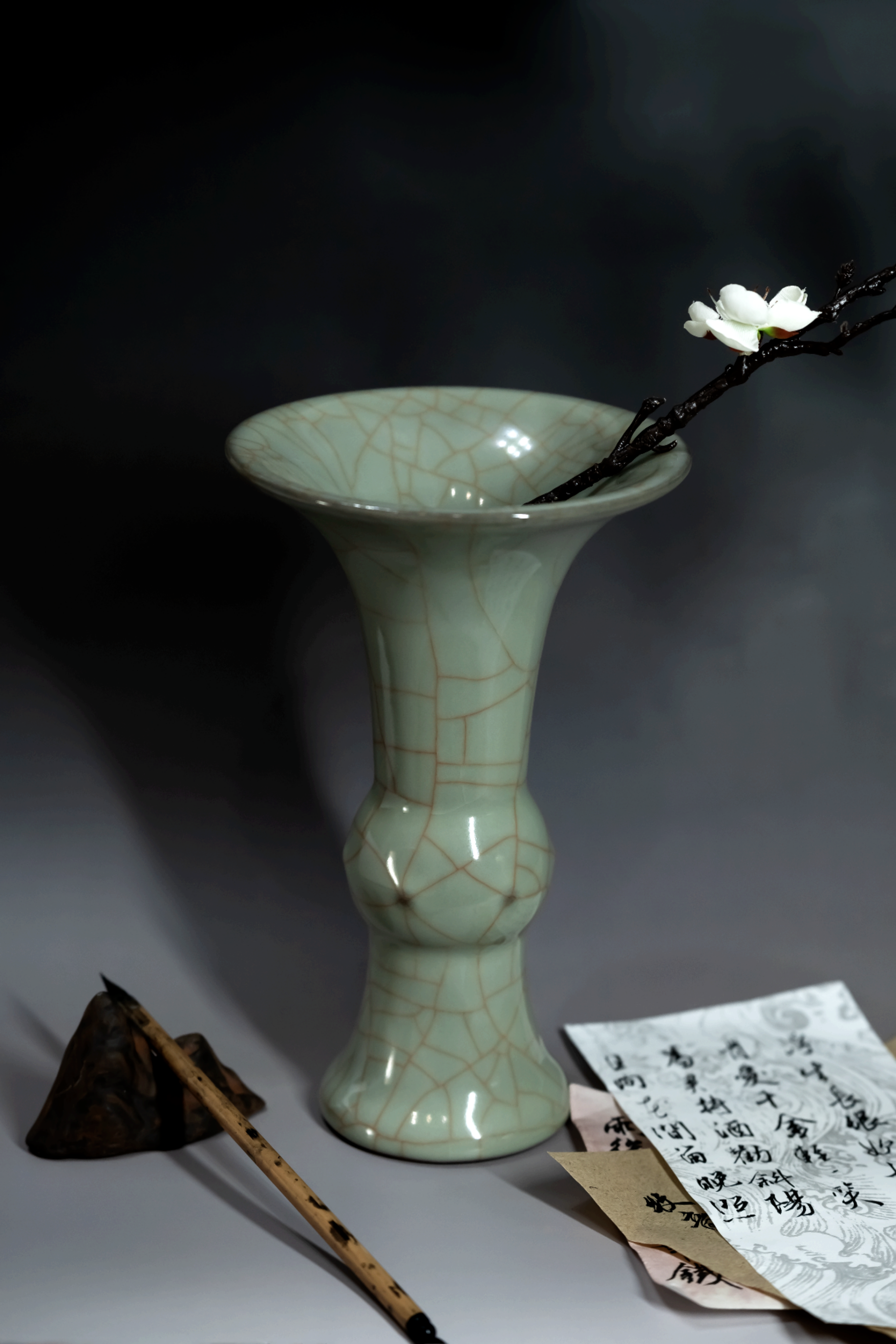 Kaifeng Guan Porcelain - Jizun (from Henan)